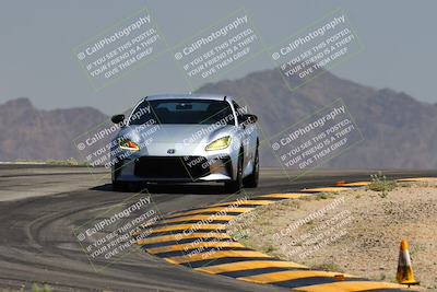 media/Apr-12-2024-Canyon Run Sundays (Fri) [[ae99c30423]]/4-Novice (Yellow)/Session 3 (Turn 12)/